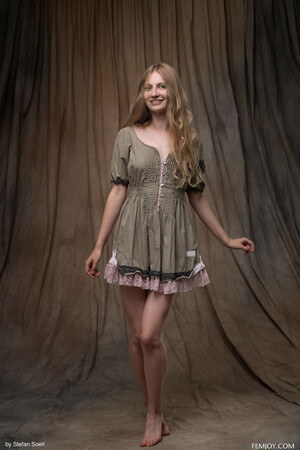 Aveira in Sweet at Femjoy