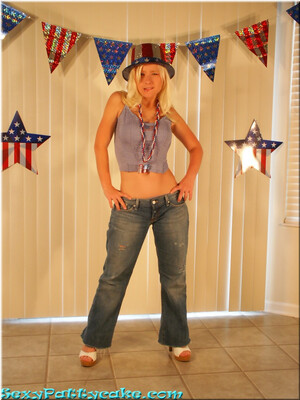 Sexy Pattycake in American Beauty