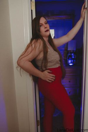 Lana Del Lust in The Blue Box