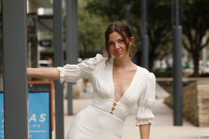 Zeta BB in Free Your Hind at Zishy