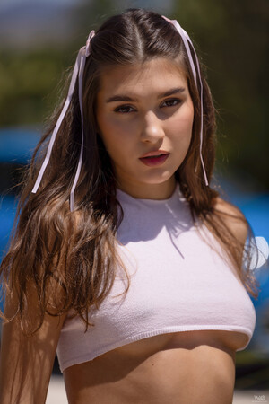 Ellie Luna in Hard Sun at Watch4Beauty