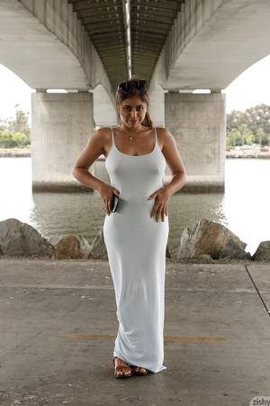 Ella Knox Anchors Up Zishy