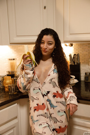 Lana Lovelace Christmas Cooch Zishy