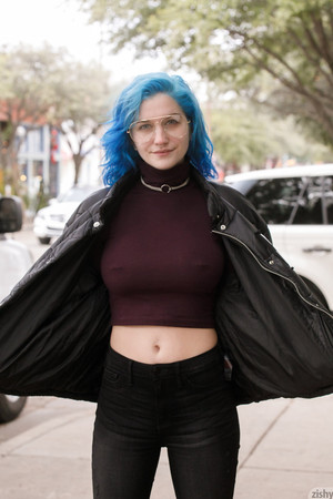 Skye Blue Blue Haired Flasher Zishy
