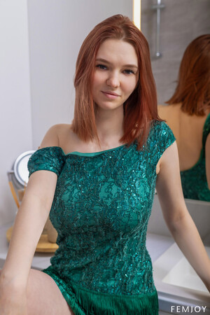 Miama in Emerald at Femjoy