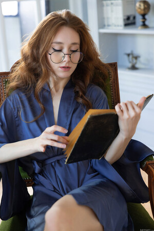 Alice Mido Page Turning Redhead MetArt