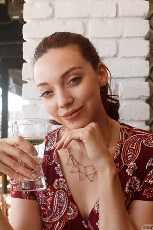 Ivah Anseline Wraps It Up Nude Redhead Zishy