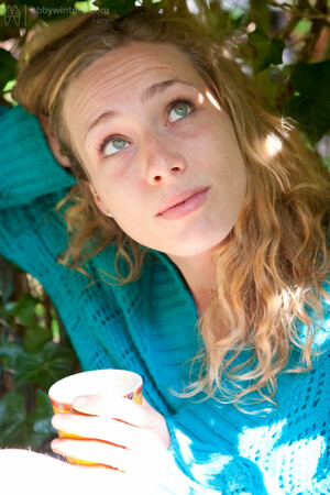 Nude model Yale Hairy Pussy Big Clit Abby Winters