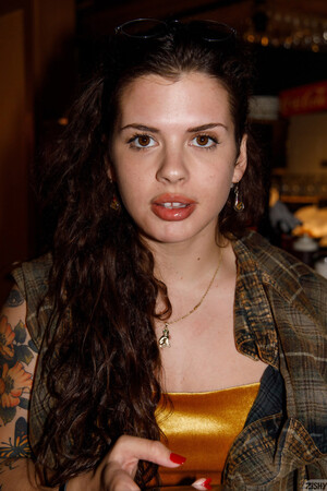 Keisha Grey The Cuban Eggroll Zishy