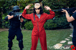 Izzy Lush Money Heist VR Cosplay X