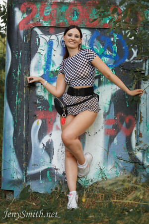 Jeny Smith Chess No Panties