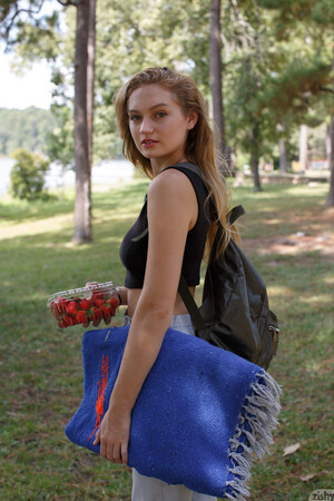 Ellen Kennedy Candids Zishy