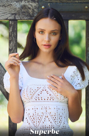 Anastasia Gress in Beautiful Flower at Superbe