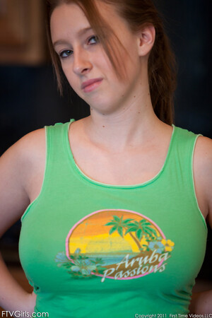 Felicia in Busty Strip at FTV Girls