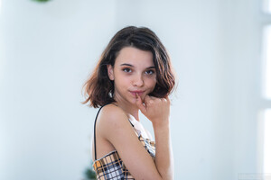 Andy Bloom in Anal Gift at Fitting Room