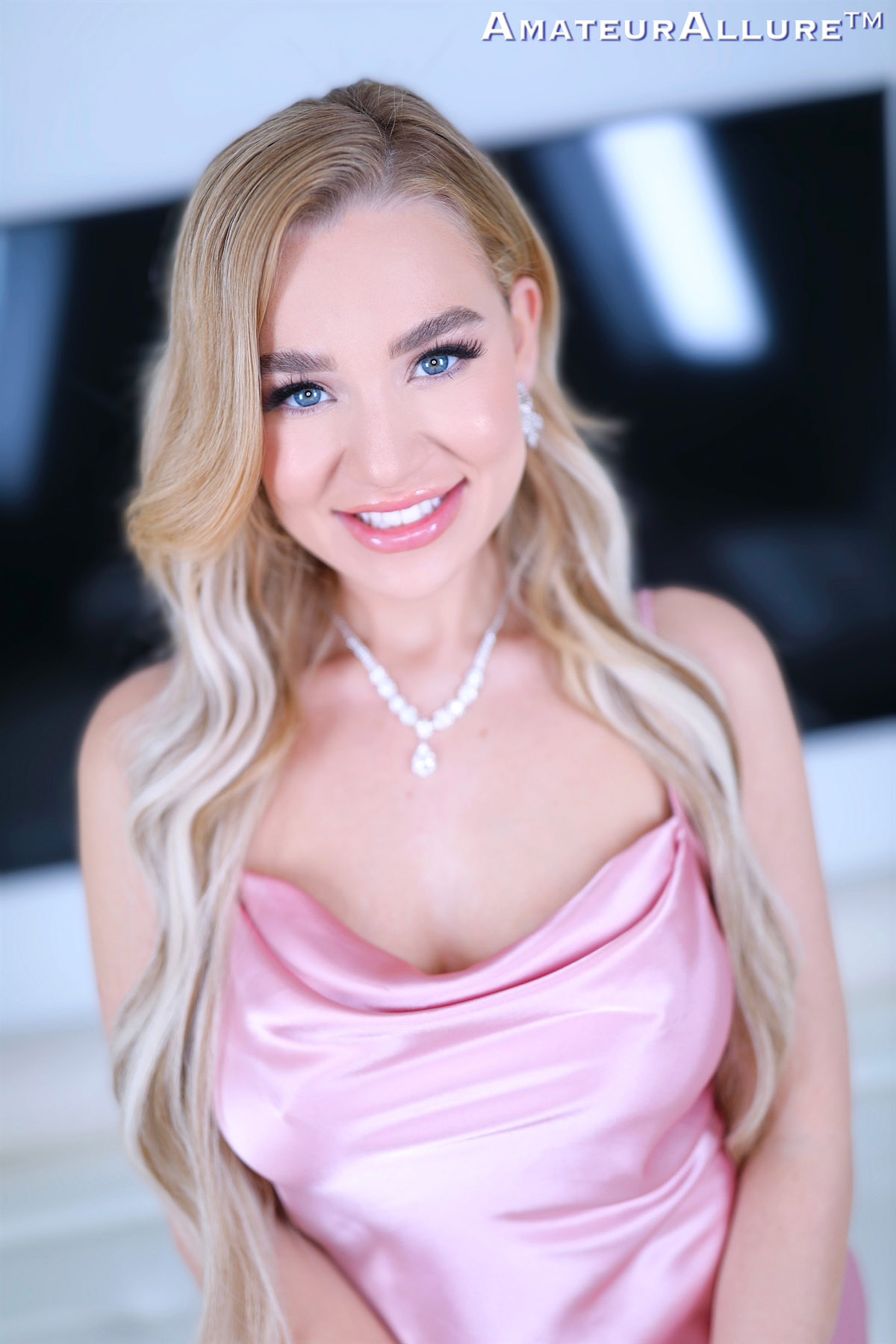 Blake Blossom at Amateur Allure picture
